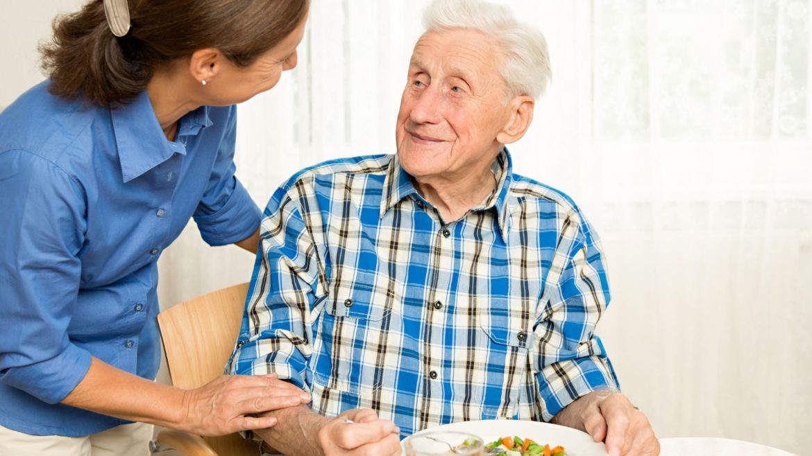 Importancia de la Alimentación en Ancianos